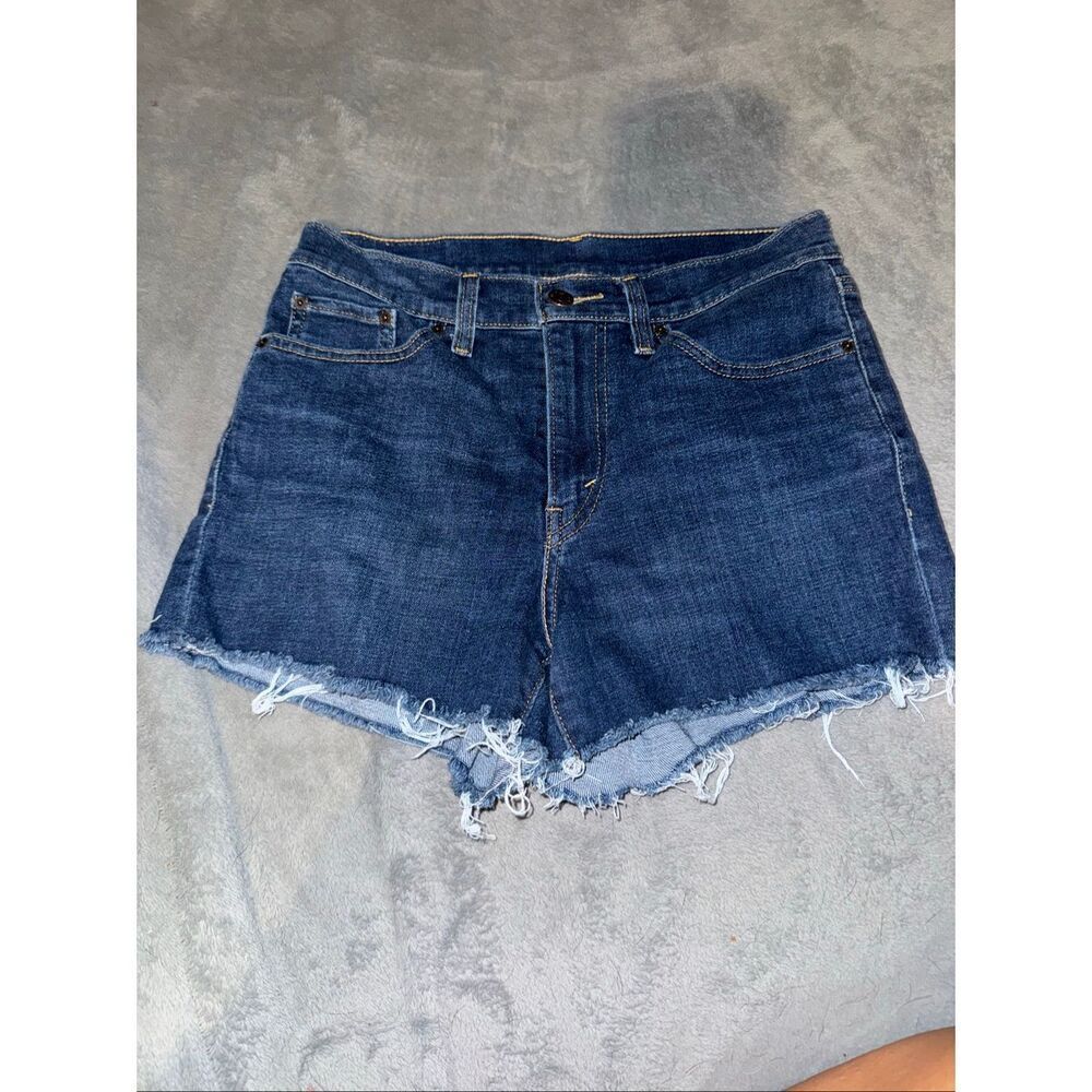 Levi’s cut off shorts size 27